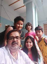 Avadh Ojha Sir Biography, Qualification, Age, Wife, & Net Worth 1 download 12