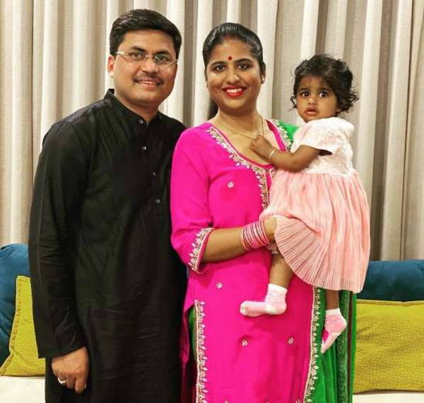 IAS Awanish Sharan with his wife and Daughter