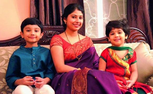 Smita Sabharwal with her Childrens